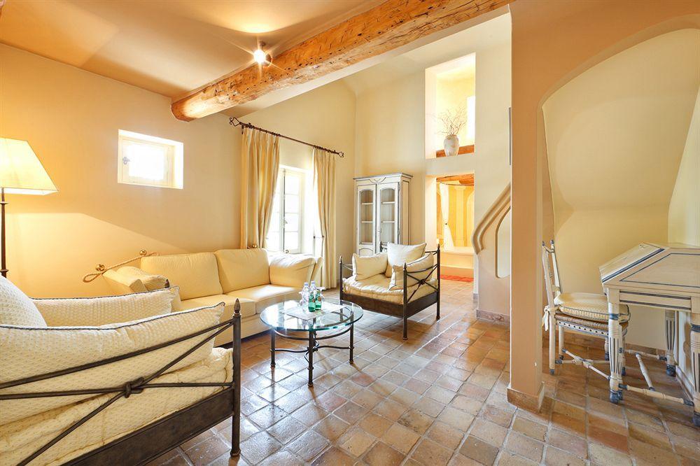 Hotel Chateau Les Crostes Lorgues Exterior foto